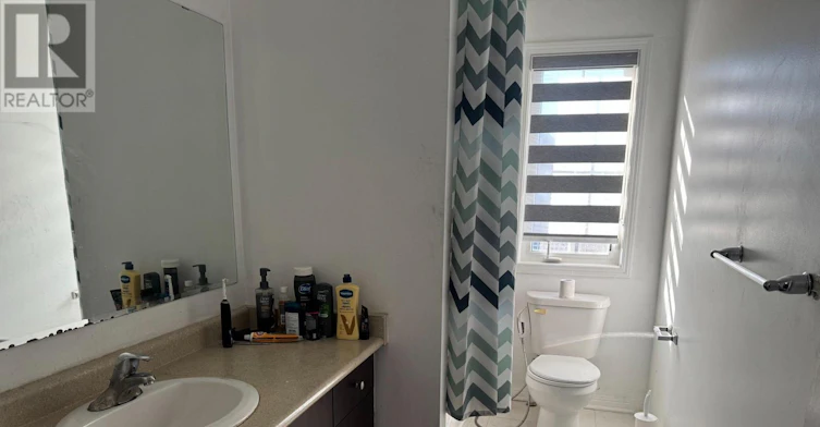ROOM 1-1851 Parkhurst Crescent, Pickering, ON, L1X 0B1 - 8