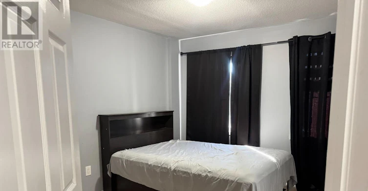 ROOM 1-1851 Parkhurst Crescent, Pickering, ON, L1X 0B1 - 4