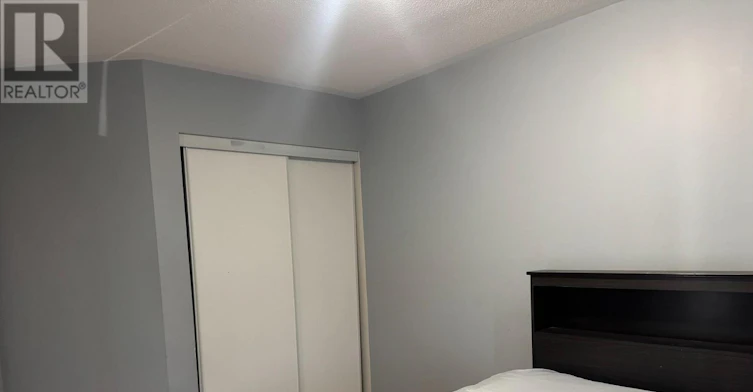 ROOM 1-1851 Parkhurst Crescent, Pickering, ON, L1X 0B1 - 7
