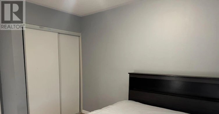 ROOM 1-1851 Parkhurst Crescent, Pickering, ON, L1X 0B1 - 6