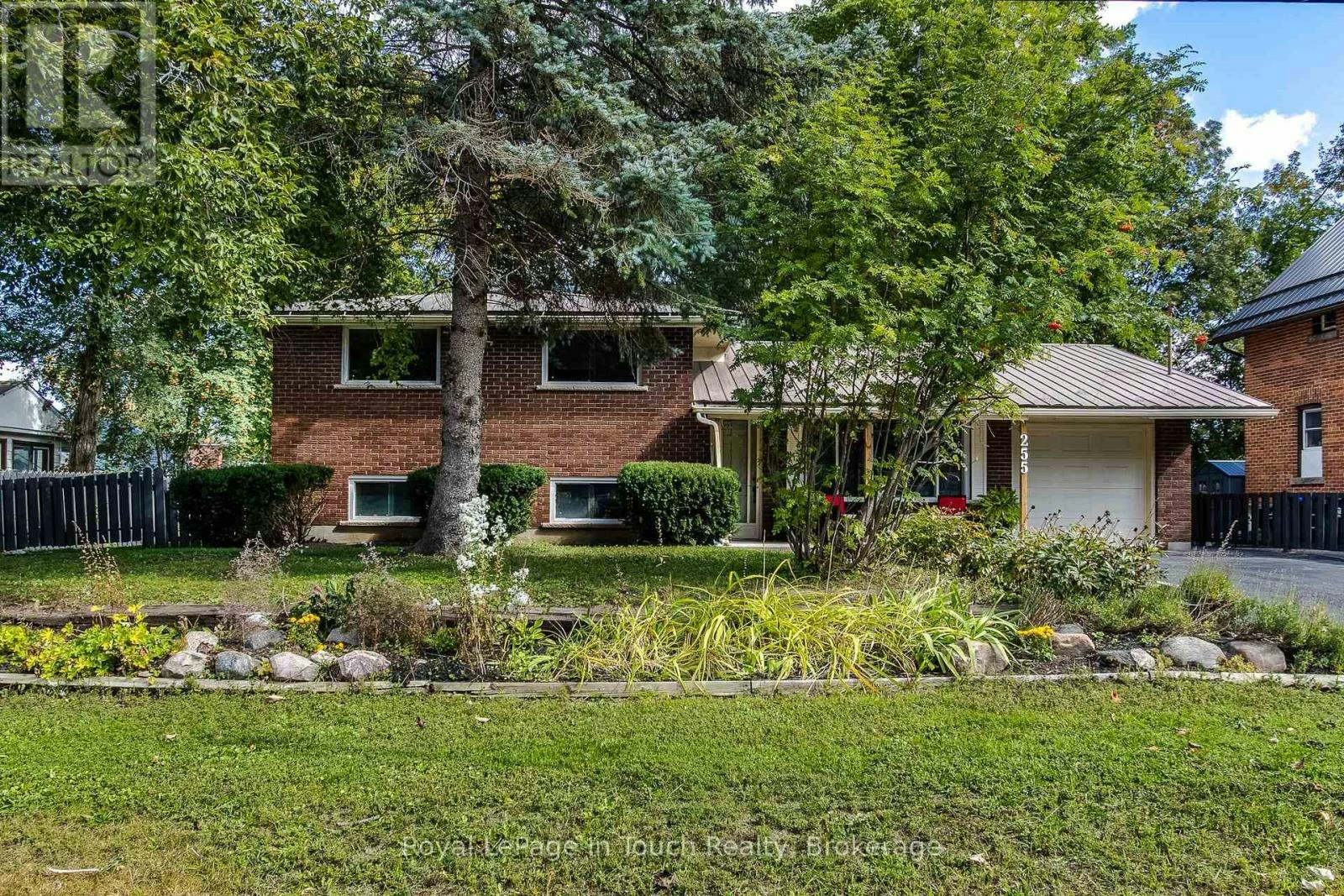 255 Eighth Street, Midland, ON, L4R 4B4