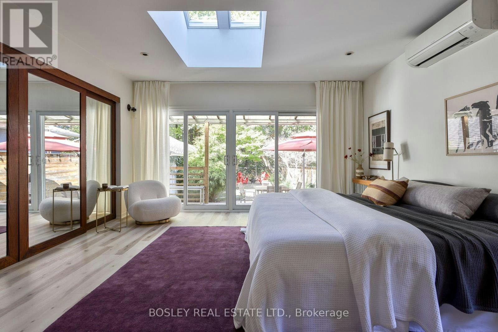 16 Delroy Drive, Toronto, ON, M8Y 1M7