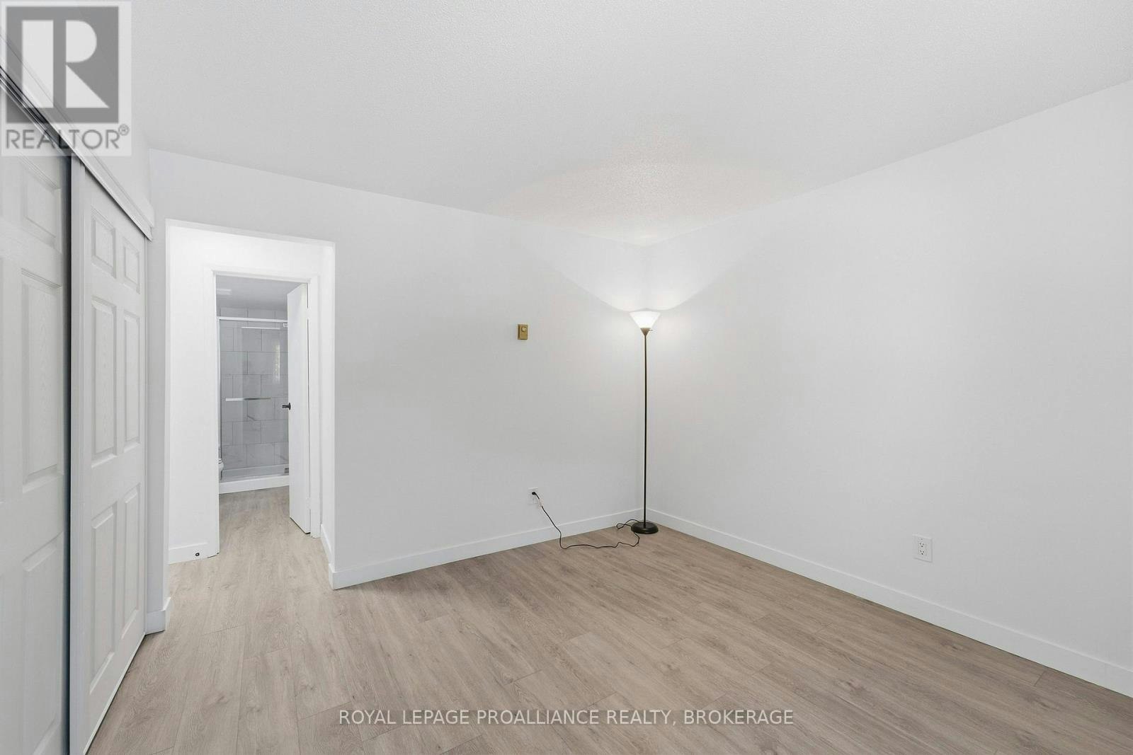 217-573 Armstrong Road, Kingston, ON, K7M 8J8 - 32