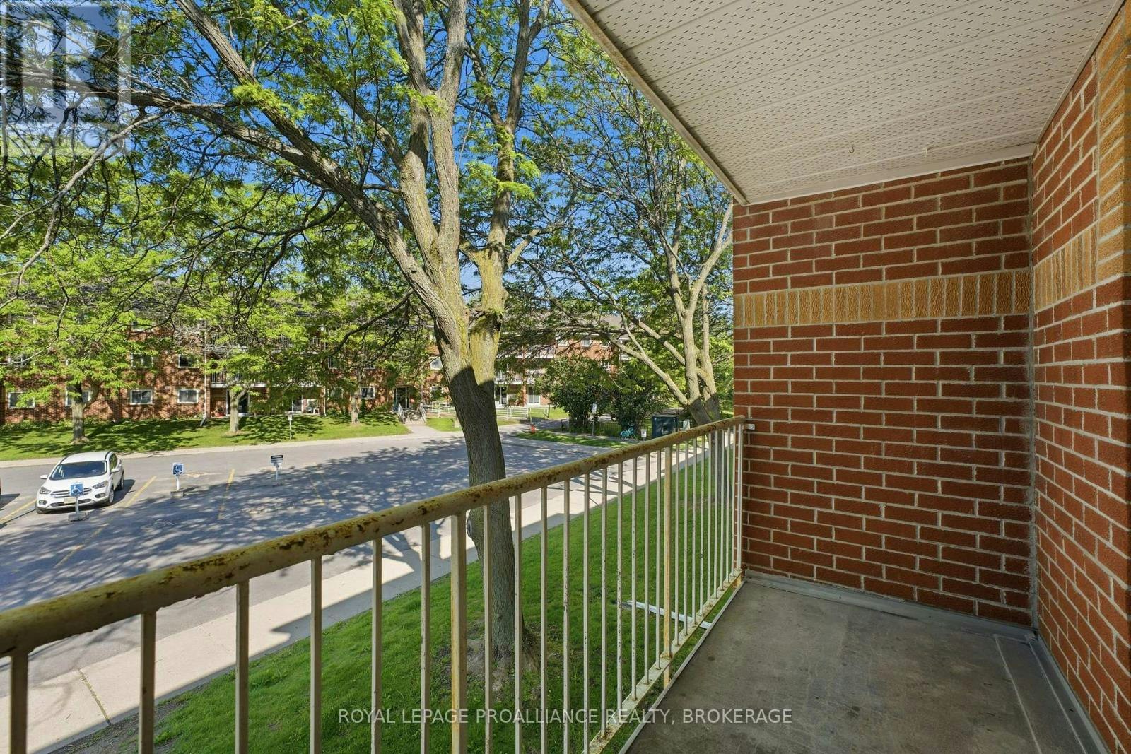 217-573 Armstrong Road, Kingston, ON, K7M 8J8 - 35