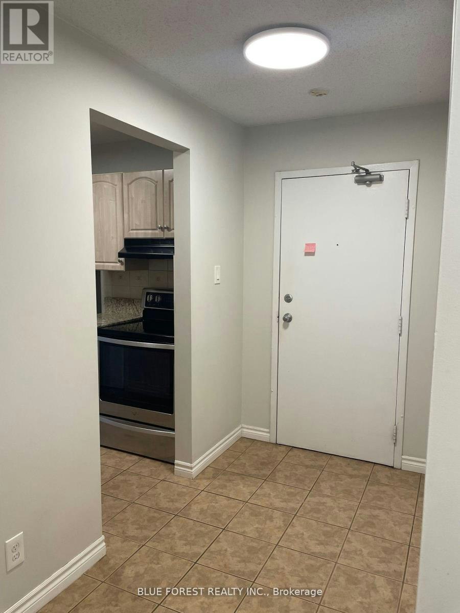 201-737 Deveron Crescent, London, ON, N5Z 4X9 - 7