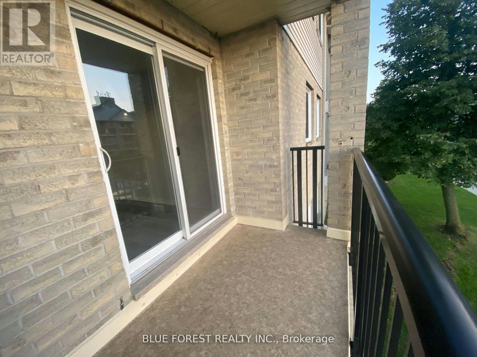 201-737 Deveron Crescent, London, ON, N5Z 4X9 - 2
