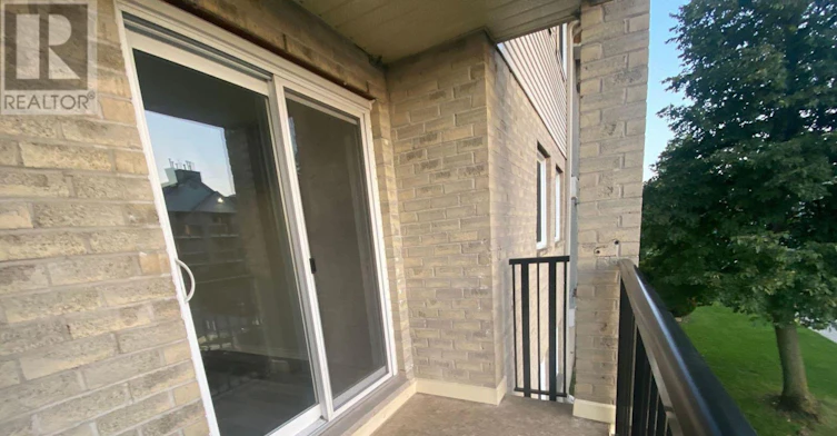 201-737 Deveron Crescent, London, ON, N5Z 4X9 - 2