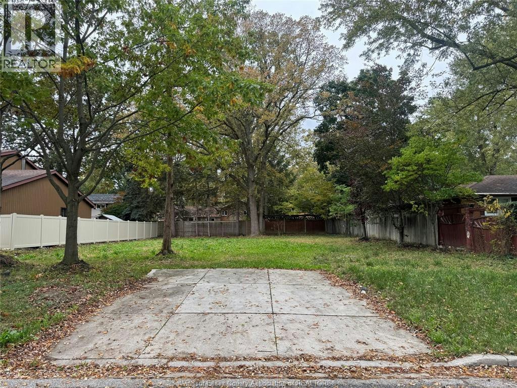 3365 Rankin, Windsor, ON, N9E 3C2