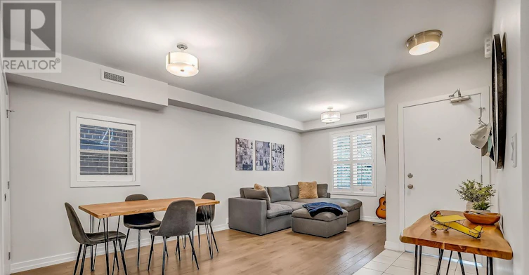 MAIN-12 Arlington Avenue, Toronto, ON, M6G 3K8 - 3