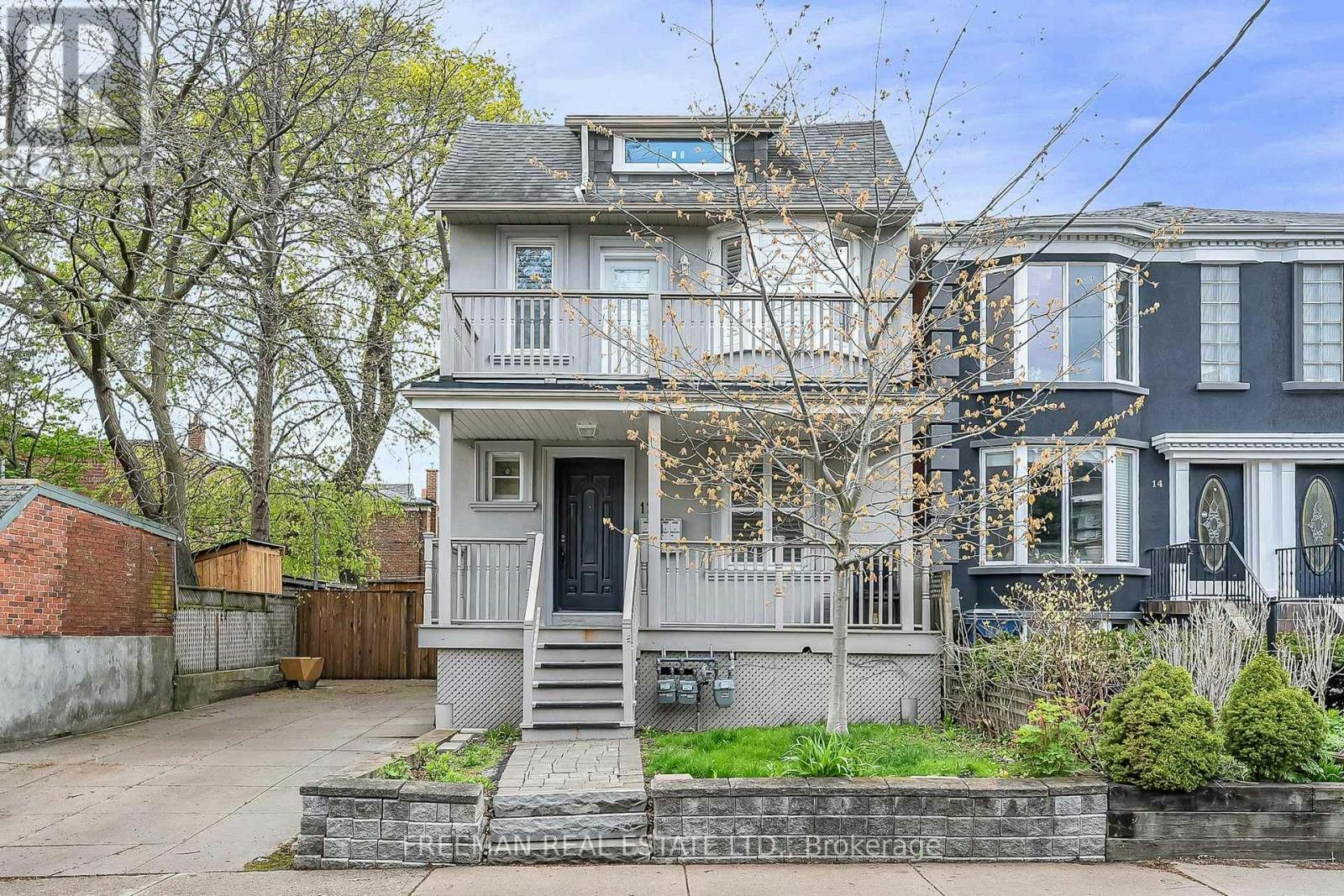 MAIN-12 Arlington Avenue, Toronto, ON, M6G 3K8