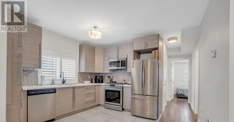 MAIN-12 Arlington Avenue, Toronto, ON, M6G 3K8 - 9