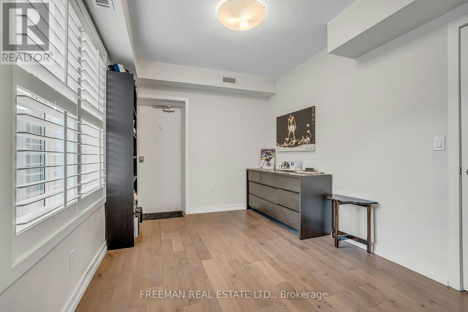 MAIN-12 Arlington Avenue, Toronto, ON, M6G 3K8 - 12