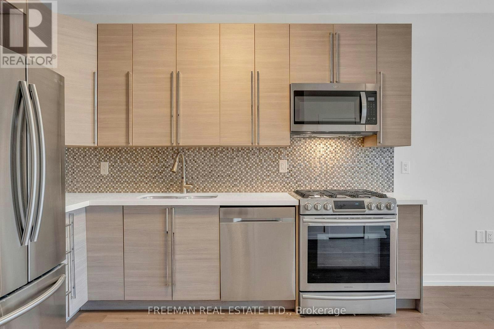UPPER-12 Arlington Avenue, Toronto, ON, M6G 3K8 - 10
