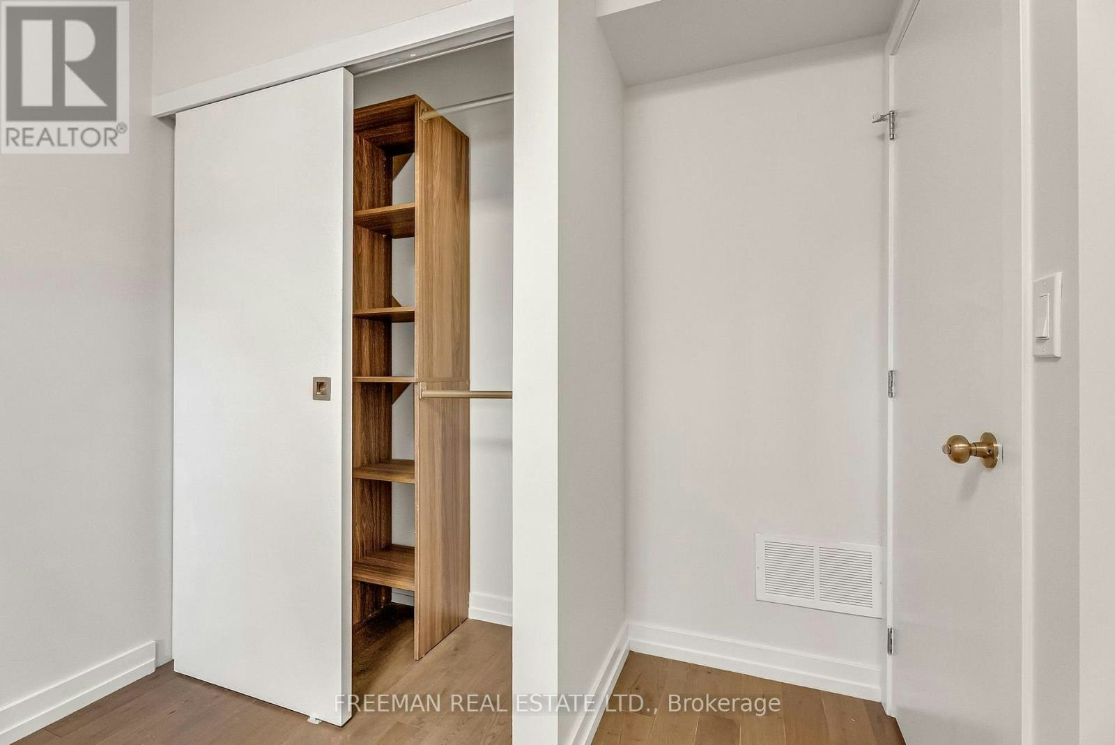UPPER-12 Arlington Avenue, Toronto, ON, M6G 3K8 - 14