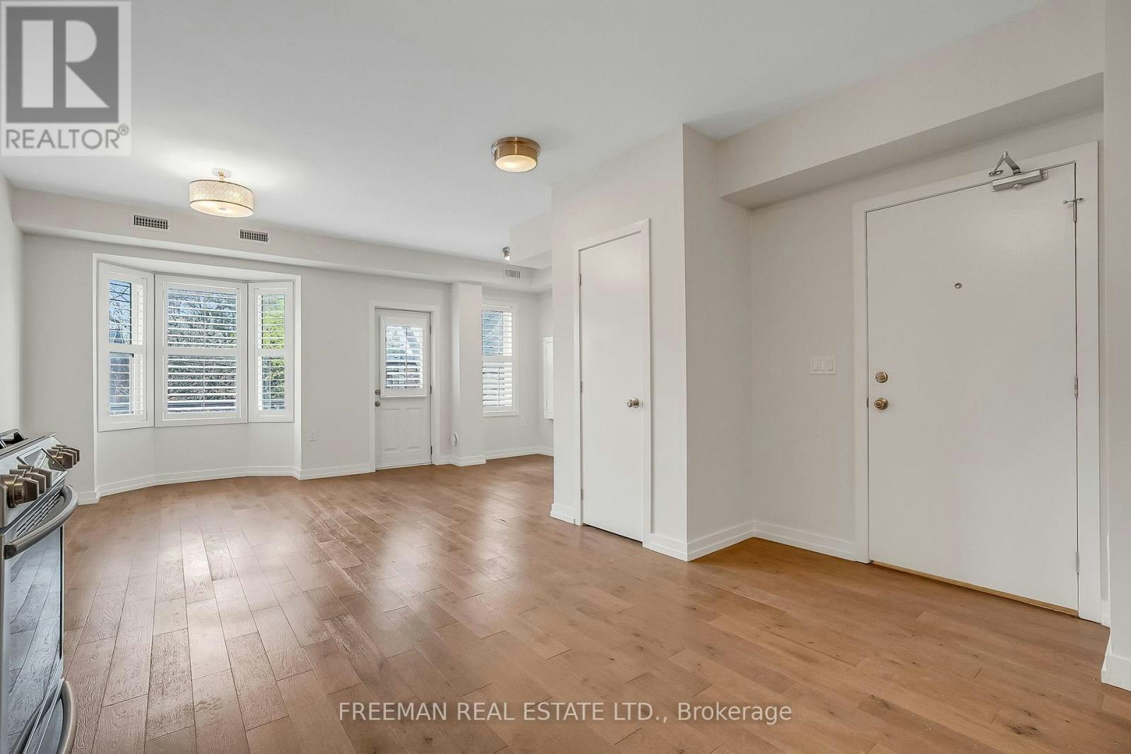 UPPER-12 Arlington Avenue, Toronto, ON, M6G 3K8 - 4