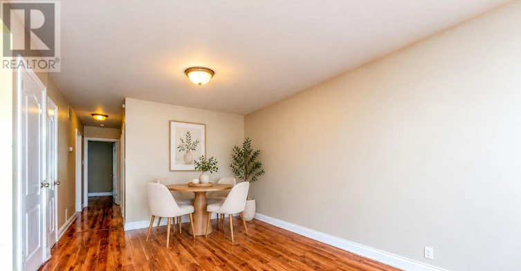 MAIN-262 Penn Avenue, Newmarket, ON, L3Y 2S6 - 4