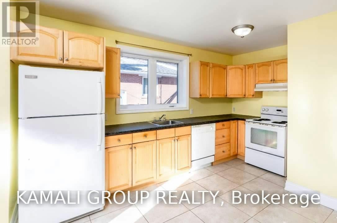 MAIN-262 Penn Avenue, Newmarket, ON, L3Y 2S6 - 5