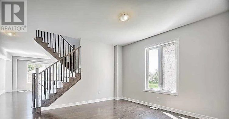 1283 Blackmore Street E, Innisfil, ON, L9J 4S4 - 3