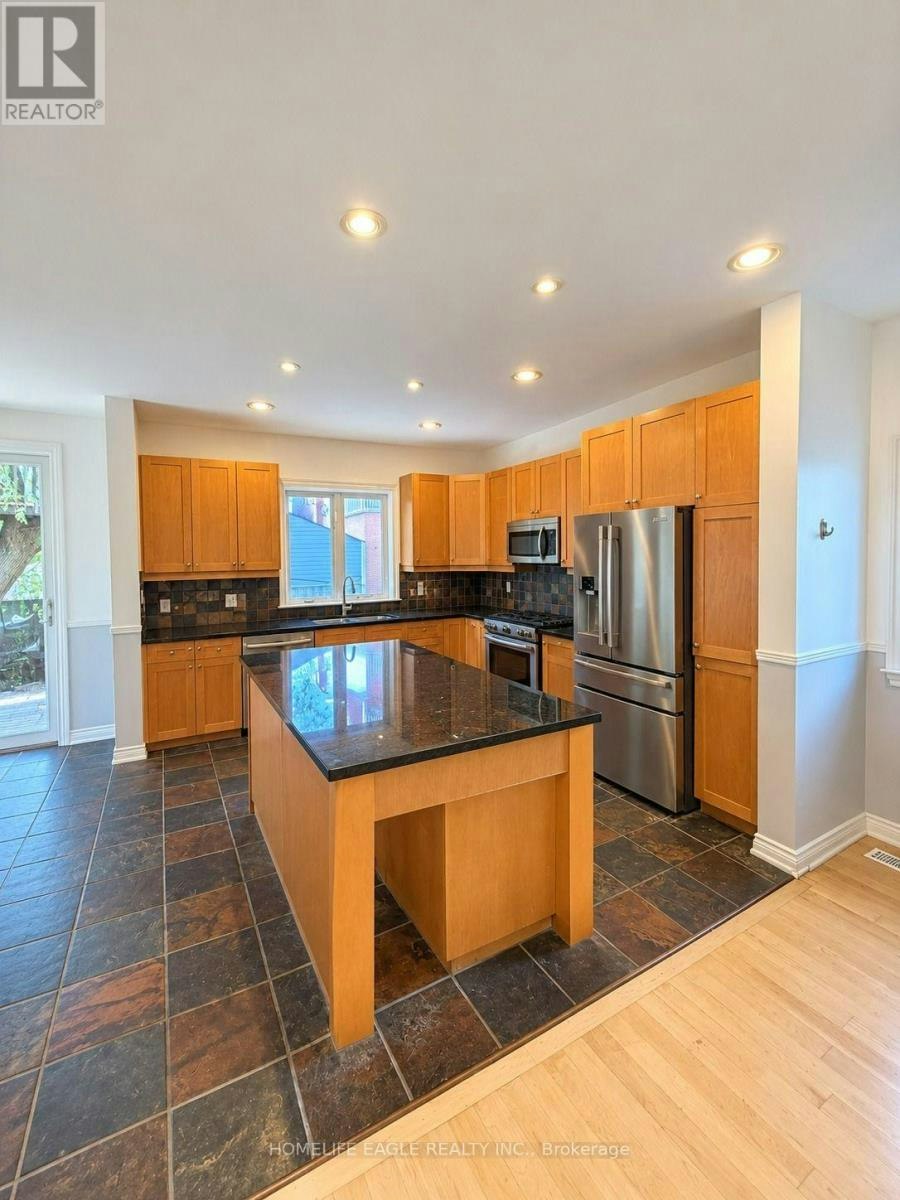 10 Wildwood Avenue, Richmond Hill, ON, L4E 3B3 - 8