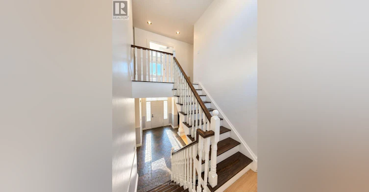 10 Wildwood Avenue, Richmond Hill, ON, L4E 3B3 - 11