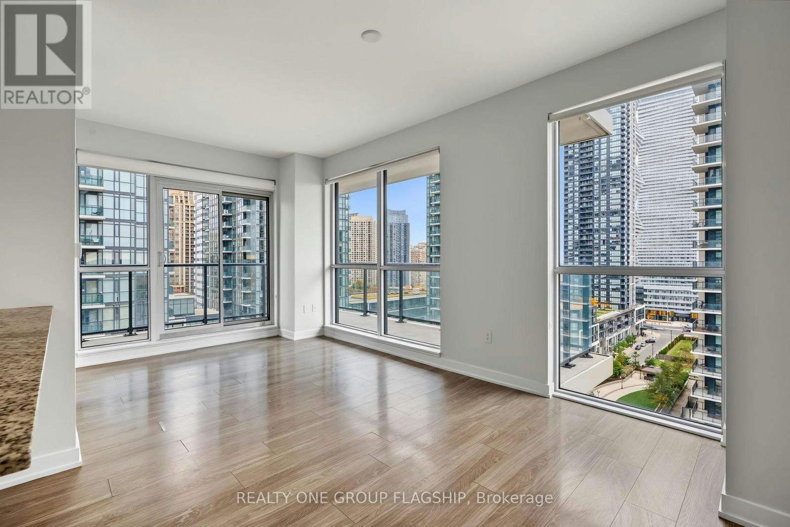 1407-4085 Parkside Village Drive, Mississauga, ON, L5B 0K9 - 6