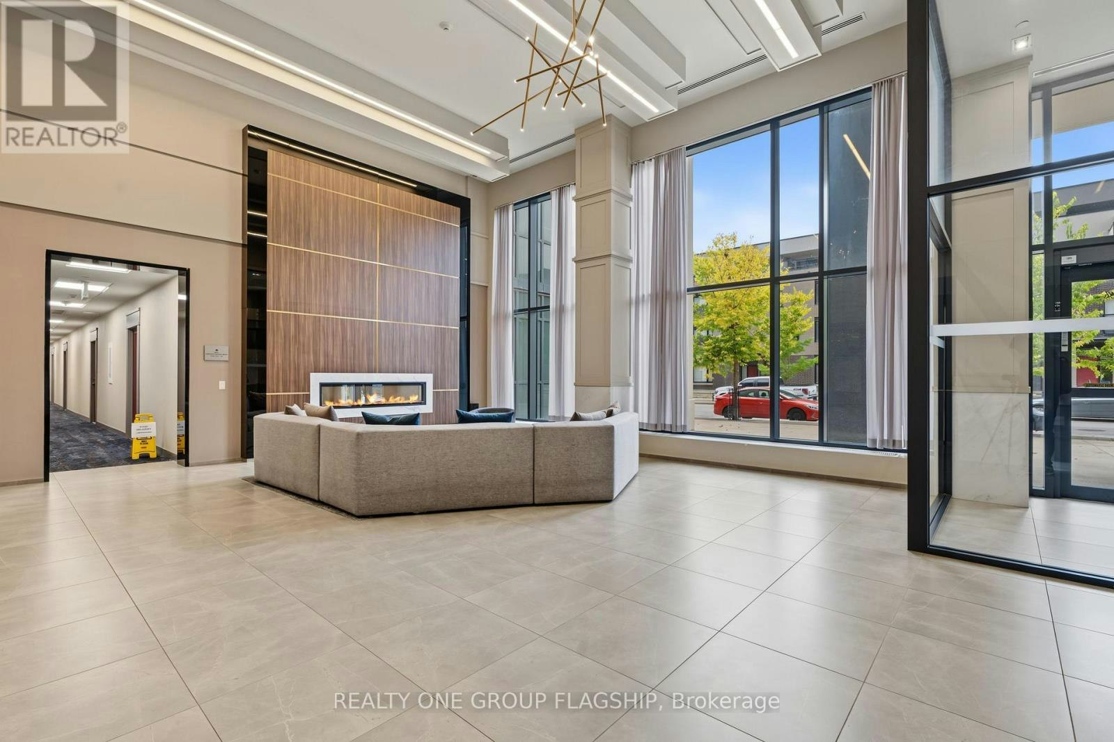 1407-4085 Parkside Village Drive, Mississauga, ON, L5B 0K9 - 2