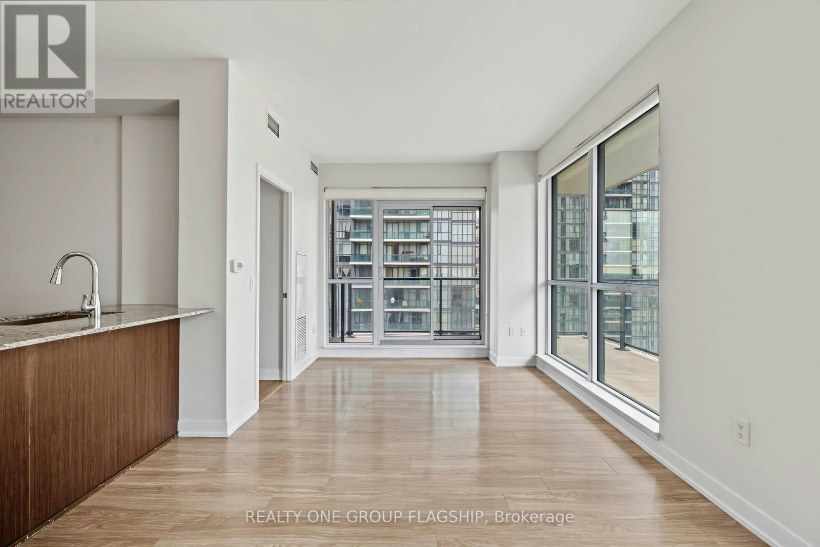 1407-4085 Parkside Village Drive, Mississauga, ON, L5B 0K9 - 7