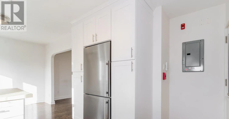 5-308 Kingsway Road S, Toronto, ON, M6S 3T9 - 6