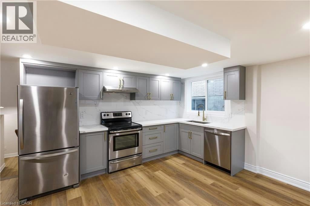 Lower-11 Algonquin Court, Hamilton, ON, L8T 4T2 - 5