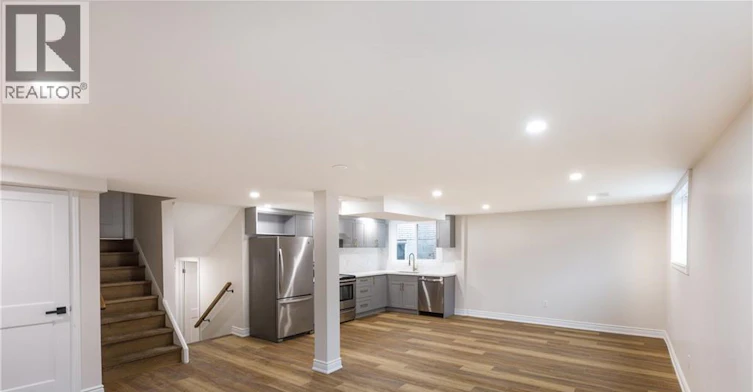 Lower-11 Algonquin Court, Hamilton, ON, L8T 4T2 - 4