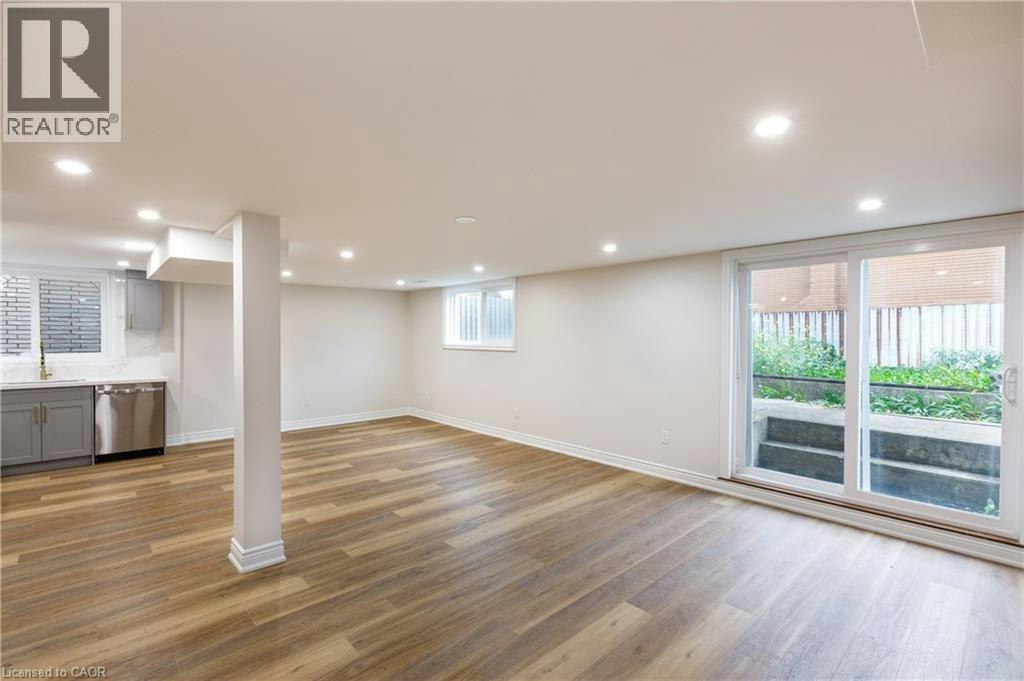 Lower-11 Algonquin Court, Hamilton, ON, L8T 4T2 - 3