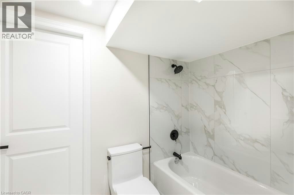 Lower-11 Algonquin Court, Hamilton, ON, L8T 4T2 - 12