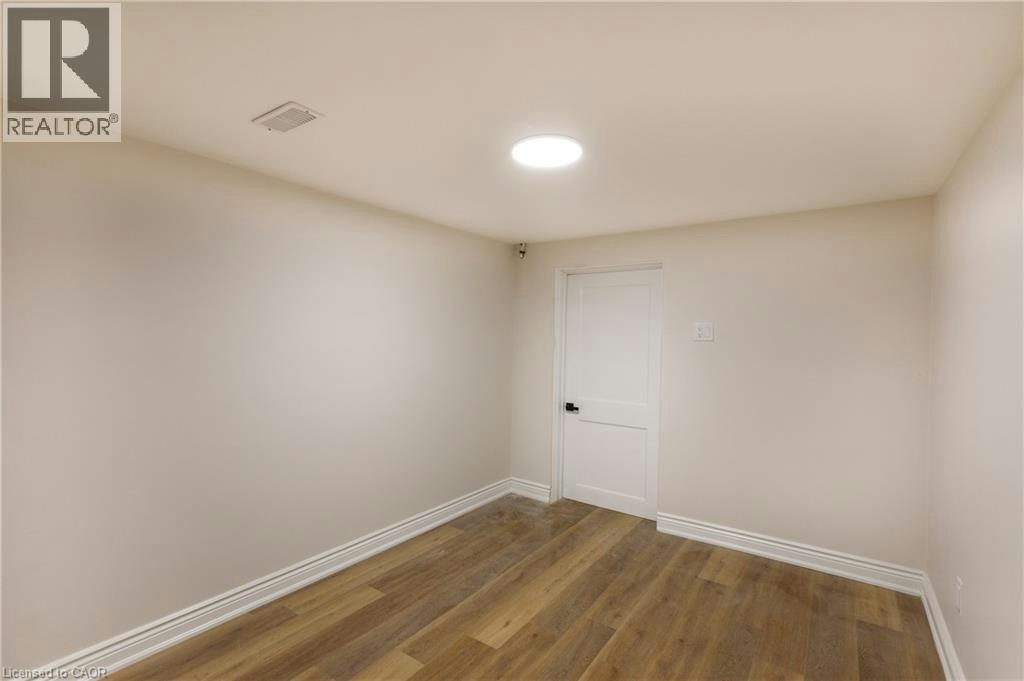 Lower-11 Algonquin Court, Hamilton, ON, L8T 4T2 - 14