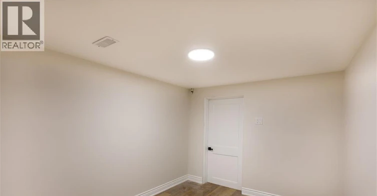 Lower-11 Algonquin Court, Hamilton, ON, L8T 4T2 - 14