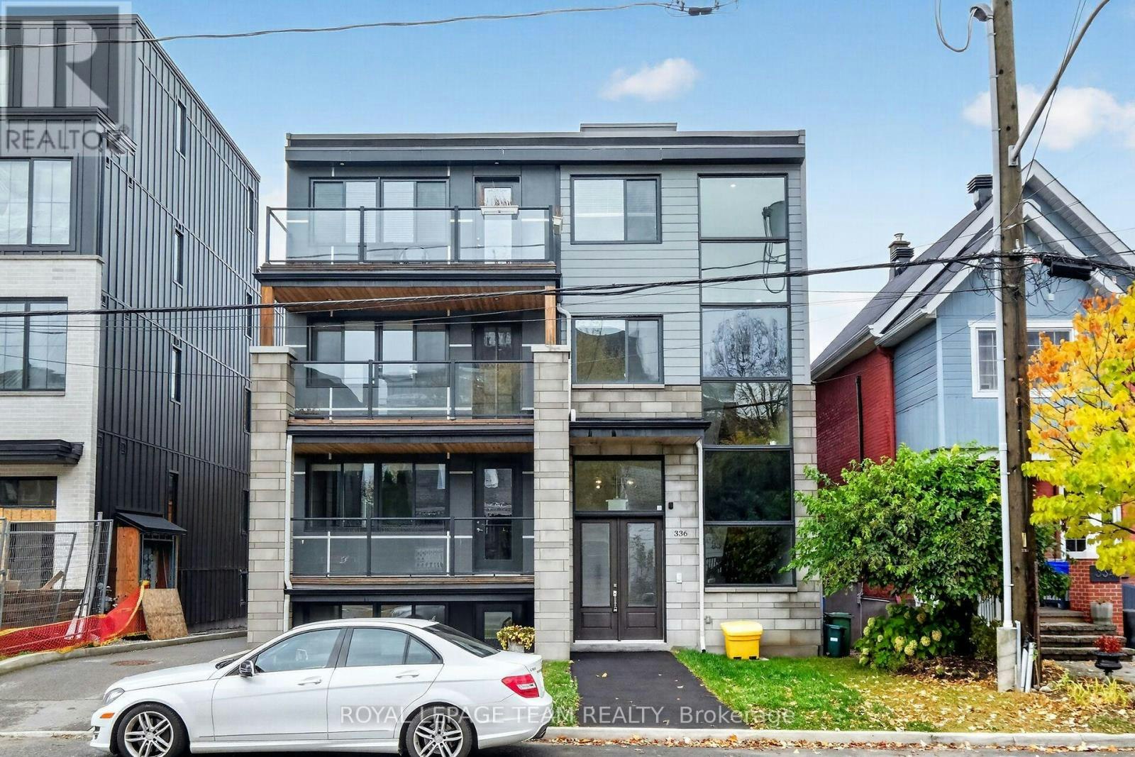 3-336 Tweedsmuir Avenue, Ottawa, ON, K1Z 5N4
