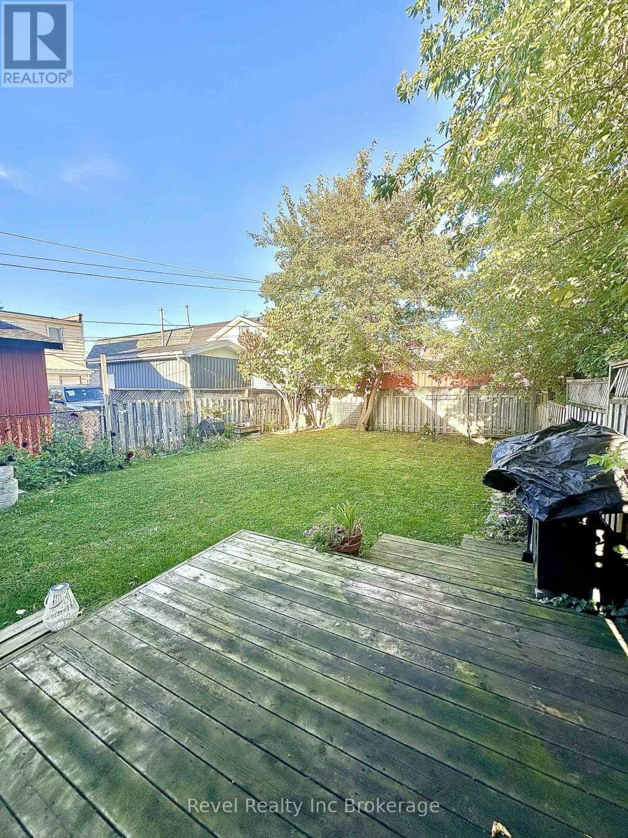 162 Brisbin Street, London, ON, N5Z 2M1 - 24