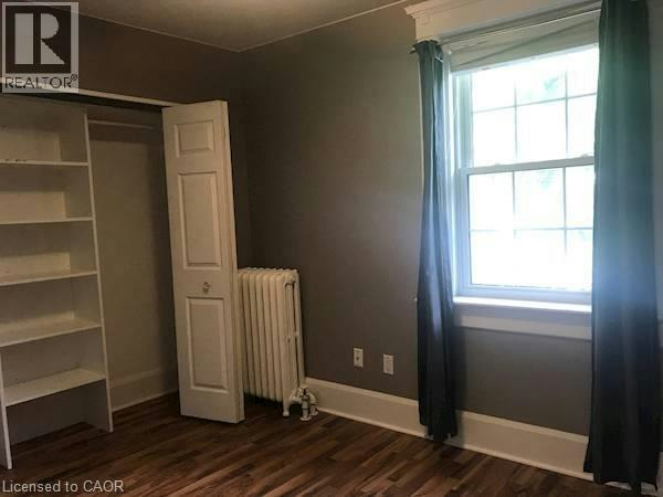 36 Wellington Street N, Kitchener, ON, N2H 5J4 - 9