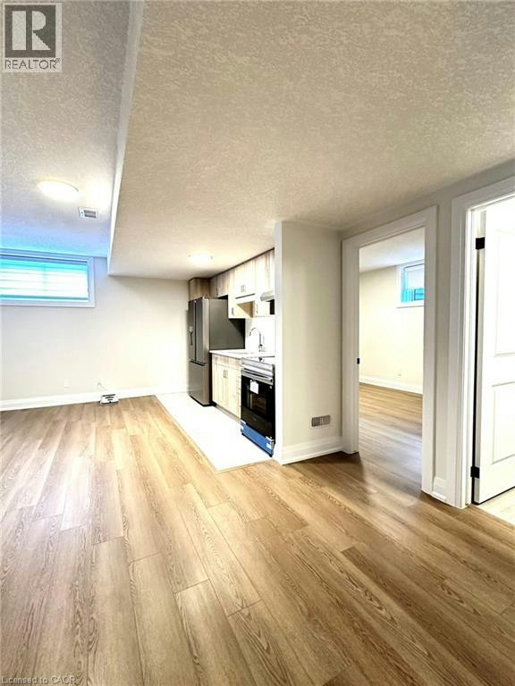 Lower-50 Jacob Detweiller Drive, Kitchener, ON, N2P 0L1 - 16