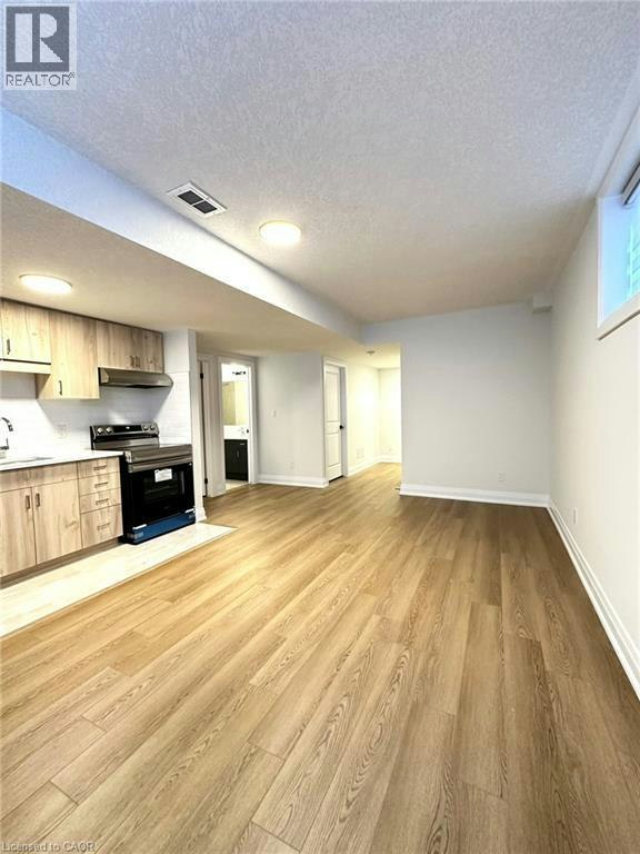 Lower-50 Jacob Detweiller Drive, Kitchener, ON, N2P 0L1 - 22