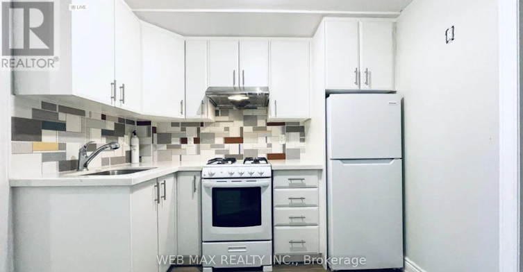 BSMT-92 Spencer Avenue, Toronto, ON, M6K 2J6