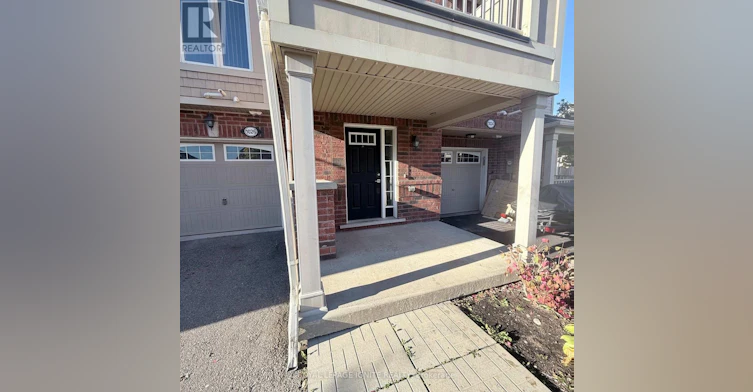 1026 Parmenter Point, Milton, ON, L9T 8R1 - 2