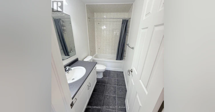 1026 Parmenter Point, Milton, ON, L9T 8R1 - 11