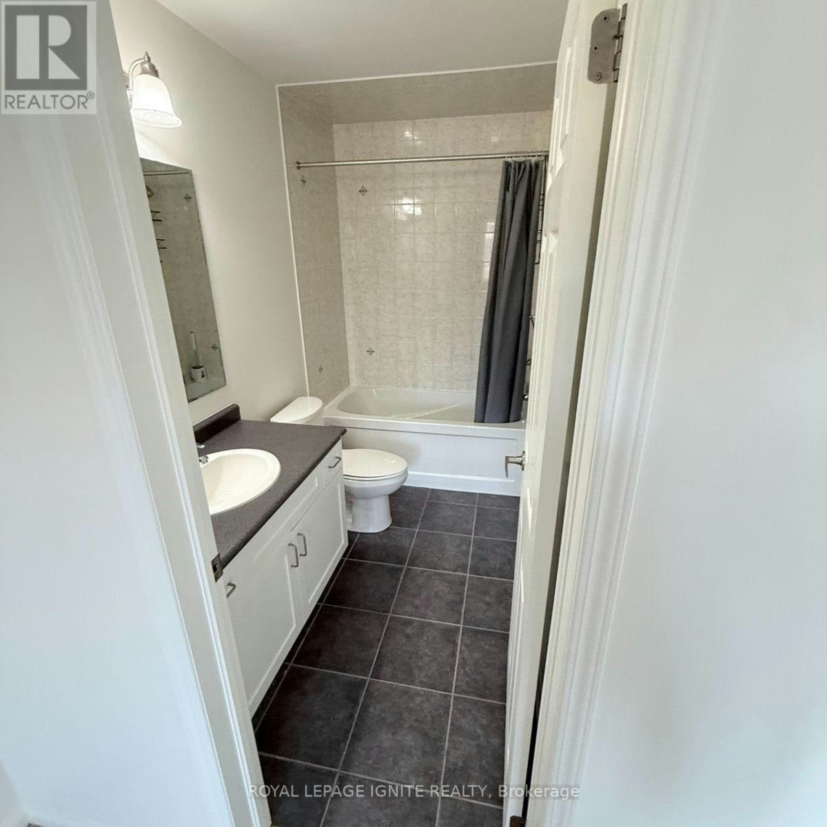 1026 Parmenter Point, Milton, ON, L9T 8R1 - 8
