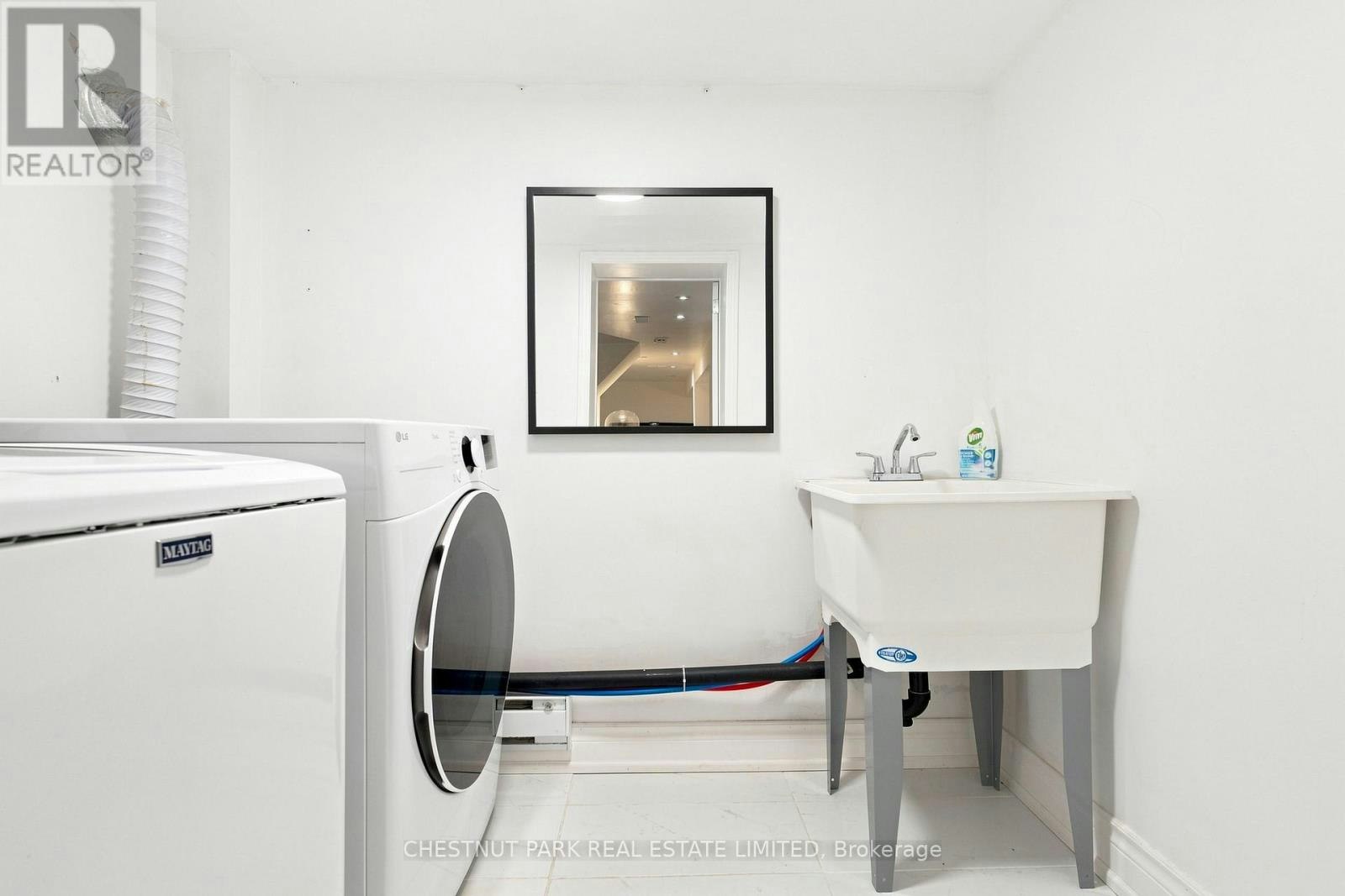 127 Durie Street, Toronto, ON, M6S 3E7 - 37