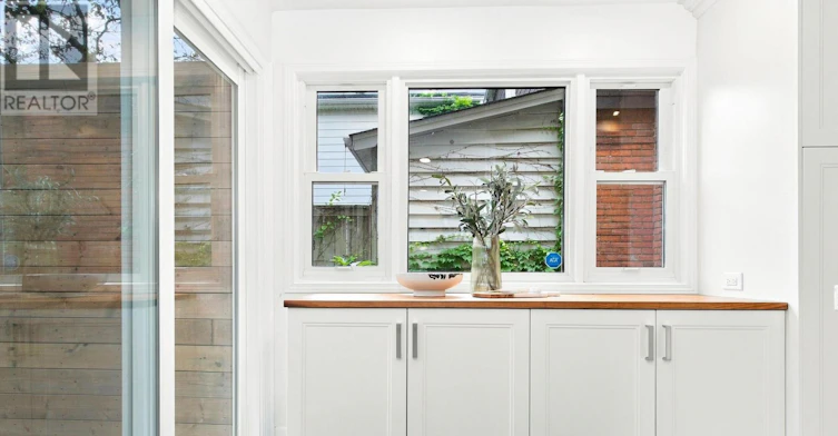 127 Durie Street, Toronto, ON, M6S 3E7 - 12