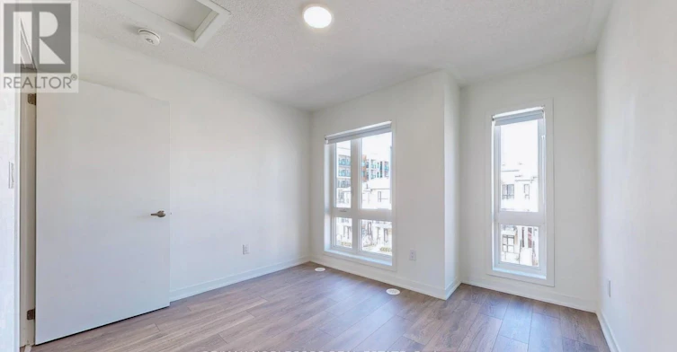 205-145 Canon Jackson Drive, Toronto, ON, M6M 2G1 - 25