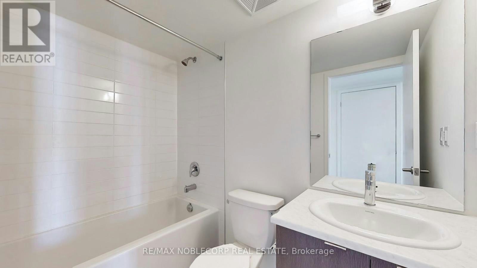205-145 Canon Jackson Drive, Toronto, ON, M6M 2G1 - 27