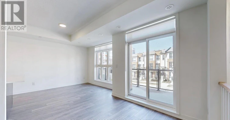 205-145 Canon Jackson Drive, Toronto, ON, M6M 2G1 - 7