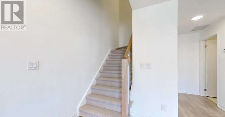 205-145 Canon Jackson Drive, Toronto, ON, M6M 2G1 - 16