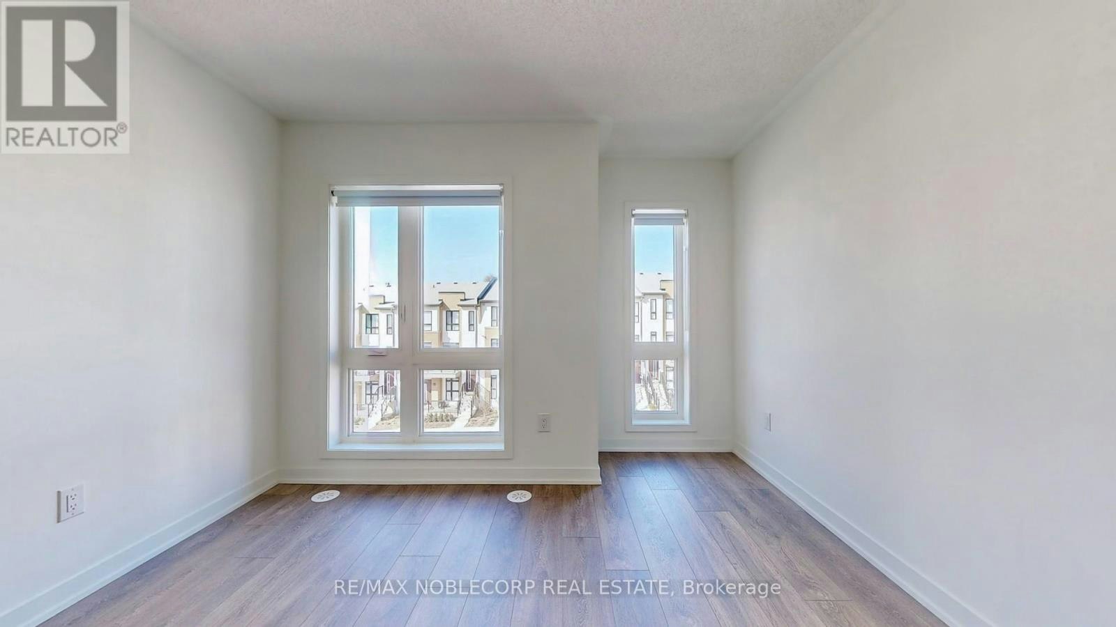 205-145 Canon Jackson Drive, Toronto, ON, M6M 2G1 - 24